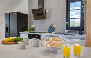 Fridge, microwave, oven, dishwasher