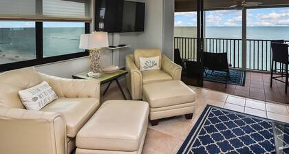 SEA WINDS 1201
Beach Front Getaway with spectacular views of the Gulf!