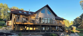 Spacious home with a large deck and ample space for beautiful sunset viewing!