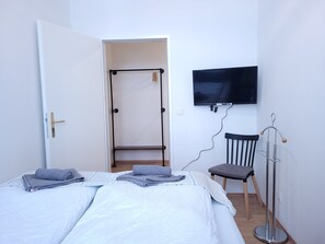 3 bedrooms, laptop workspace, blackout curtains, iron/ironing board