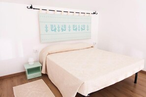 ห้องดีลักซ์สำหรับสี่ท่าน | โต๊ะทำงาน, พื้นที่ทำงานแบบใช้แล็ปท็อป, Wi-Fi ฟรี