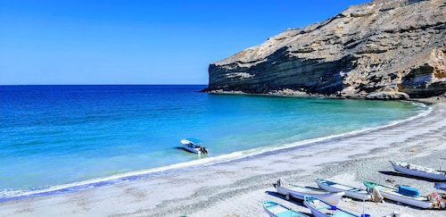 THE VIEW BEACH APPARTMENT - Direct sea view with 50m2 terrace