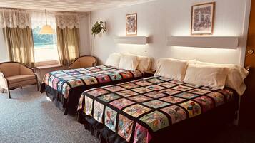 Decoración personalizada, muebles diferentes, escritorio y wifi gratis