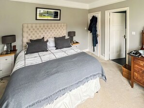 3 chambres, Wi-Fi gratuit, draps fournis