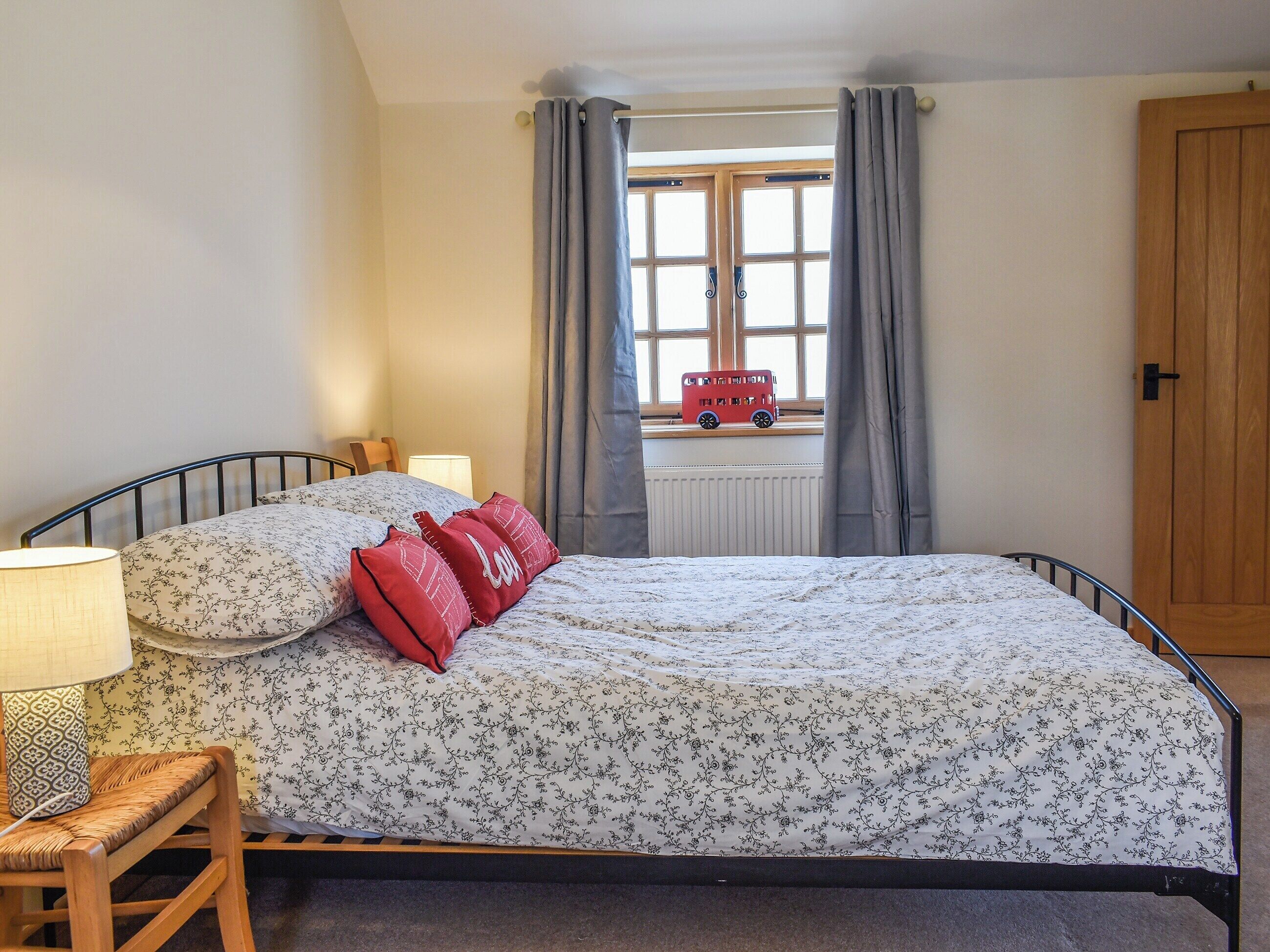 Double bedroom | The Potting Shed, Par, near Fowey