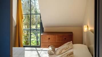 5 habitaciones, escritorio y sistema de insonorización