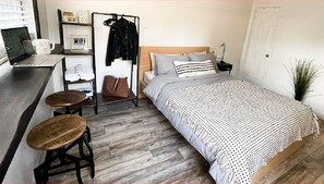 1 Schlafzimmer, Bügeleisen/Bügelbrett, kostenloses WLAN, Bettwäsche