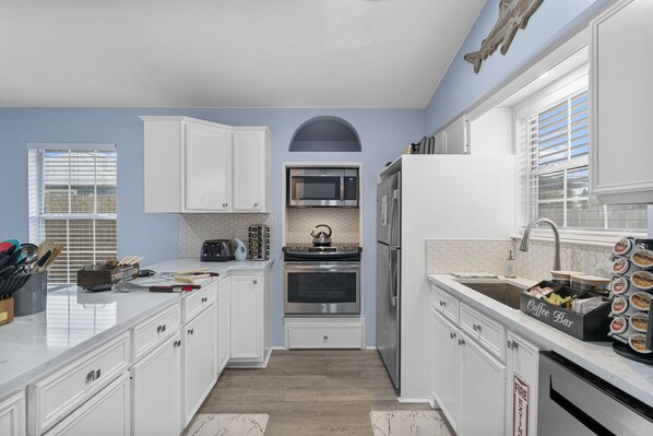 Fridge, microwave, oven, stovetop
