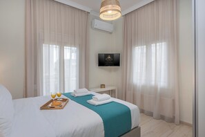 2 bedrooms, in-room safe, iron/ironing board, WiFi -  Calmera Luxury Living & Cozy Stay in Old Town of Chania (Chania)