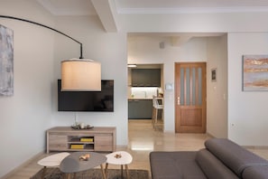 Smart TV, books