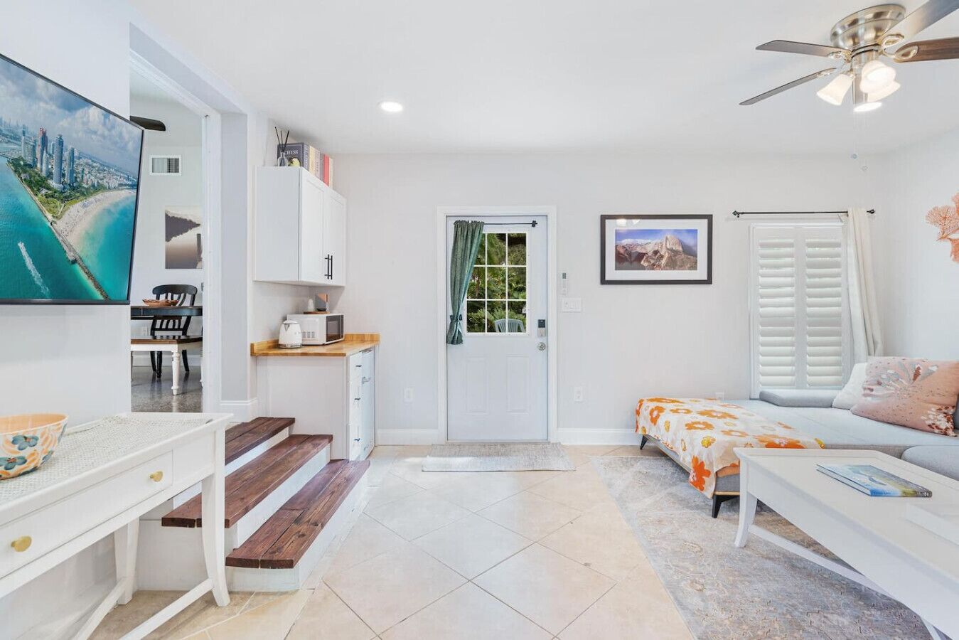 3 soverom, skrivebord, strykejern/-brett og wi-fi