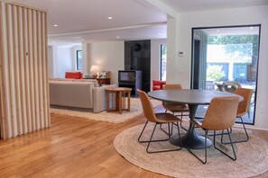 Interior - Charming Scandinavian Modern Riverfront Fishhouse (Hailey)