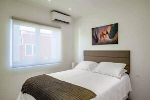 1 Schlafzimmer, Zimmersafe, Bügeleisen/Bügelbrett, WLAN