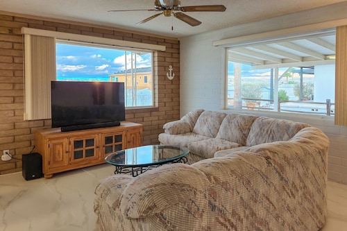 Riverfront Bullhead City Home w/ Mountain Views!