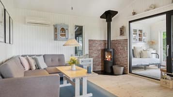 TV connectée, cheminée