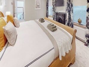 4 Schlafzimmer, kostenloses WLAN, Bettwäsche