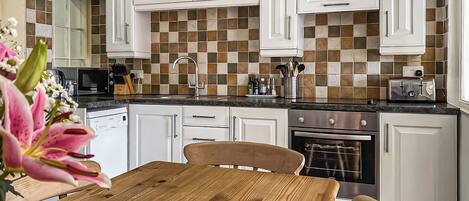 Geschirrspüler, Hochstuhl