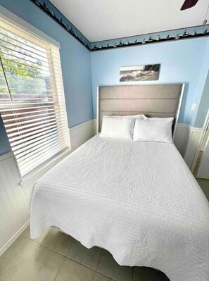 4 Schlafzimmer, Bügeleisen/Bügelbrett, kostenloses WLAN, Bettwäsche