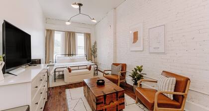 East Main Lofts - Farmhouse 204