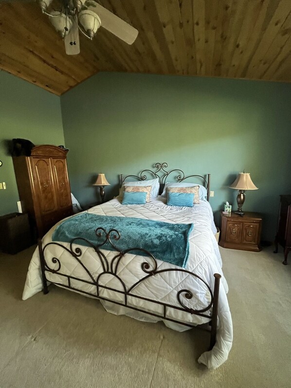 3 Schlafzimmer, Zimmersafe, kostenloses WLAN, Bettwäsche