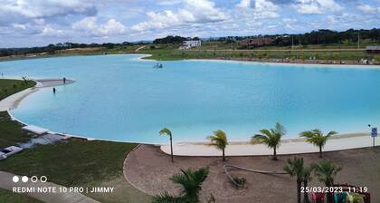 Hermoso Departamento en un Paraíso Tropical con Vista a la Playa en Santa Cruz