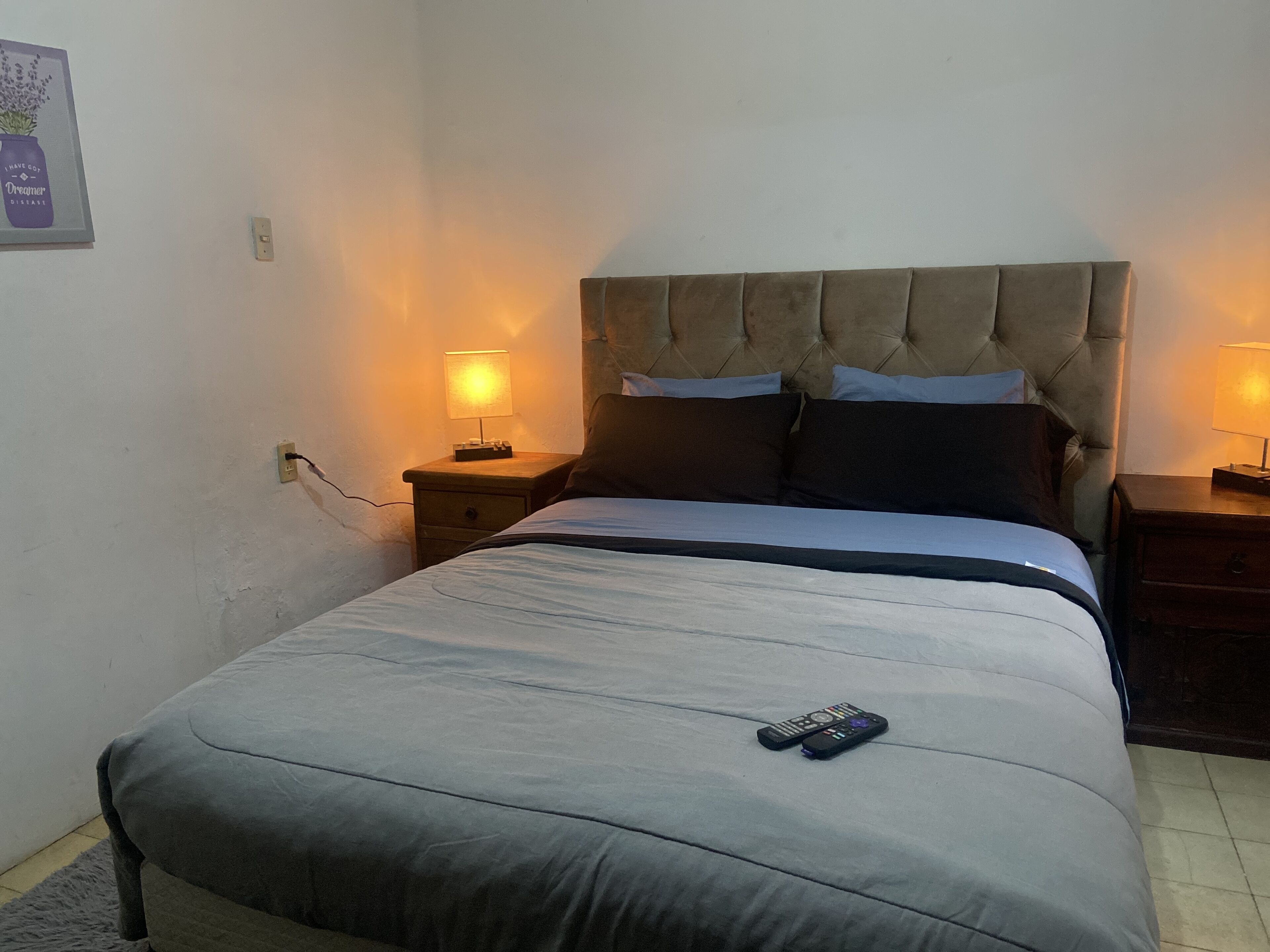 1 Schlafzimmer, Schreibtisch, Bügeleisen/Bügelbrett, kostenloses WLAN