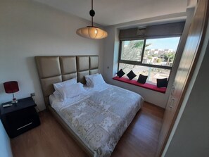 3 Schlafzimmer, Bügeleisen/Bügelbrett, WLAN, Bettwäsche