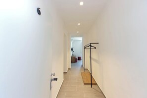 Habitació Deluxe, 1 llit de matrimoni, torre | 1 dormitori, caixa forta a l'habitació i escriptori 