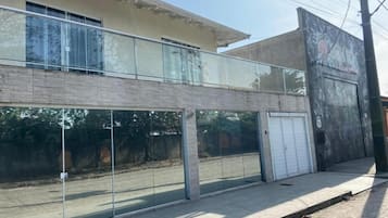 Fachada da propriedade