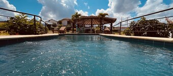 Glamping Santorini en la Naturaleza