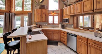 Lakefront home < 1 hour to The WI Dels and 8 min to Sand Valley Golf resort