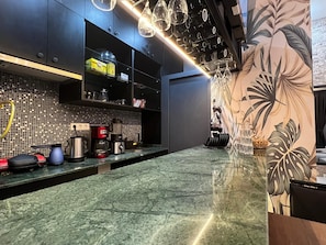 Superior Suite | Private kitchen