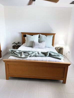 2 bedrooms, desk, iron/ironing board, free WiFi