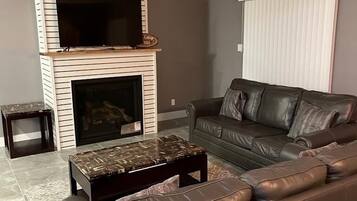 TV connectée, cheminée