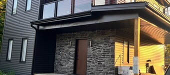 House in Sauble Beach hosted by Maleeha and Raza.