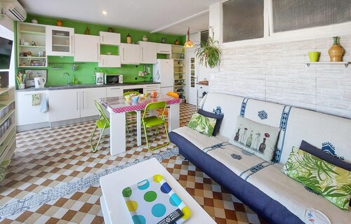 Awesome apartment in saint-étienne with WiFi