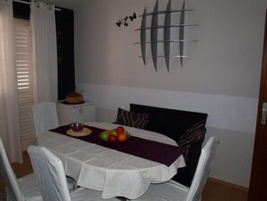 Apartment, Smoking - Apartments Niva - With Parking (Makarska)