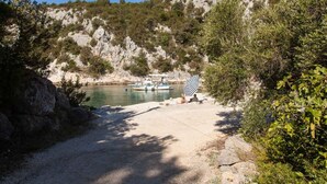 House, Smoking | 4 bedrooms - Holiday Houses, Villas Villa Vinko - With Four Rooms (Marina)
