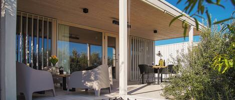 Villa | Terrace/patio