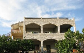 Apartment | 1 bedroom - Josi - Parking and Barbecue - A1 2 2 (Sibenik)