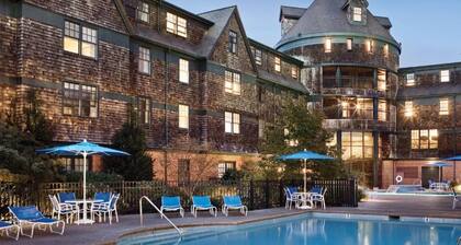 2 bdrm Club Wyndham Long Wharf;10 min walk to Newport Boat Show; parking incl.