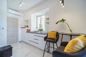 Apartment - Apartments Vin - Near sea (Supetar)