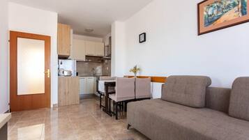 House, Smoking | 2 bedrooms