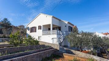 House, Smoking | 2 bedrooms