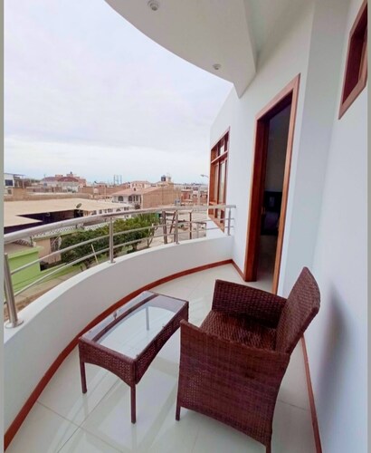 DELUXE HOTEL TALARA 5 minutes from the airport and Plaza de Armas