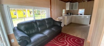 Lake Front Sandbanks Family Camp -10mins to Outlet Beach & Provincial Park