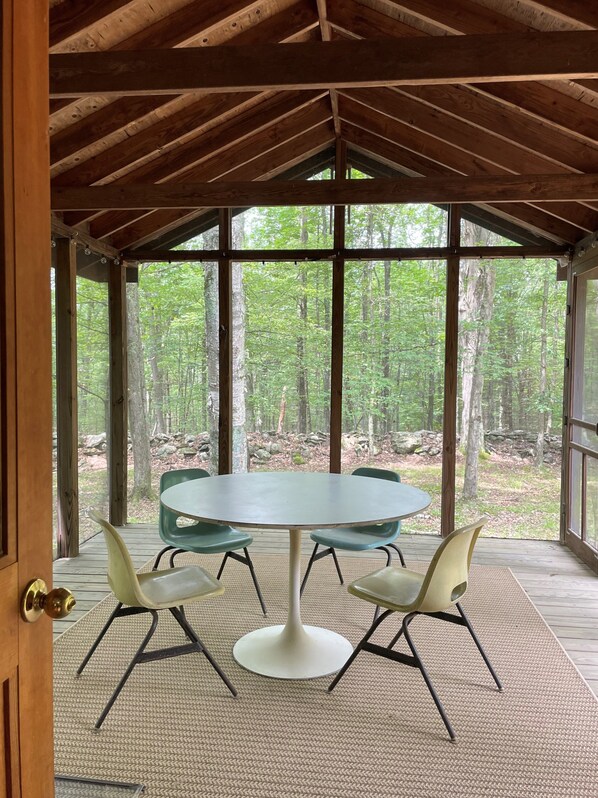 تناول الطعام