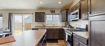 Bridger View Retreat | House in Belgrade with enclosed backyard, patio, & grill