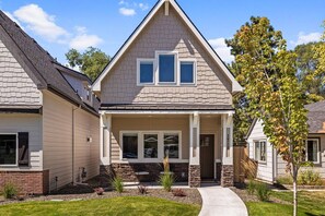 Exterior - Brand New Dog-Friendly Getaway! Perfectly Positioned for Boise Adventures! Walk to Grocery & More! (Boise)