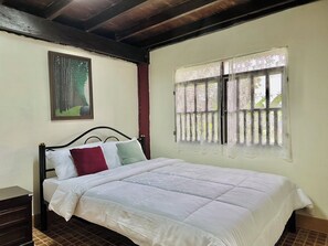 Basic Double or Twin Room, 2 Twin Beds | Hypo-allergenic bedding, free WiFi, bed sheets - Cozy nest CNX (Chiang Mai)